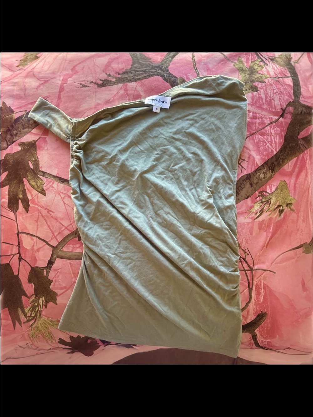 Superdown Olive One-Shoulder Ruched Top - Picture 8 of 10